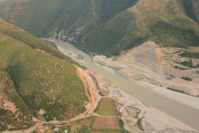 Ndërtimi i Hidrocentralit Kalivaç ka kohë që është ndalur. Tani është nënshkruar një kontratë e re konçesioni. © Roland Dorozhani