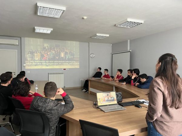 The children attending the presentation about the theme of the day. (c) EcoAlbania